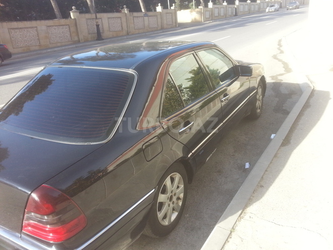 Mercedes C 280 1995, 273,000 km - 2.8 l - Bakı