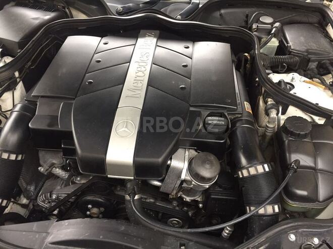 Mercedes E 240 2003, 247,000 km - 2.6 l - Bakı