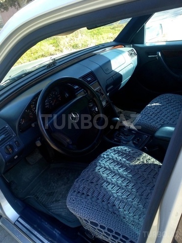 Mercedes C 180 1997, 210,000 km - 1.8 l - Sumqayıt