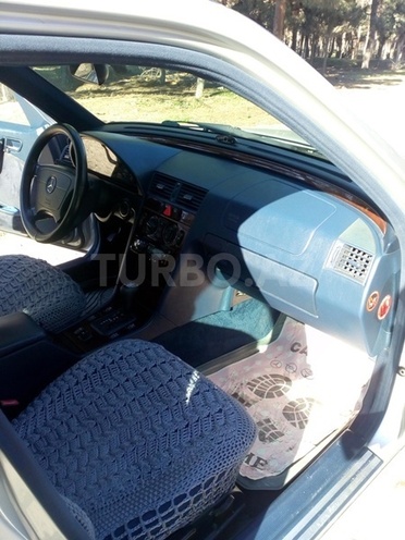 Mercedes C 180 1997, 210,000 km - 1.8 l - Sumqayıt