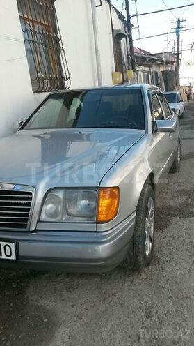 Mercedes E 200 1993, 430,000 km - 2.0 l - Bakı