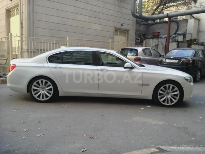 BMW 730 2012, 32,000 km - 3.0 l - Bakı
