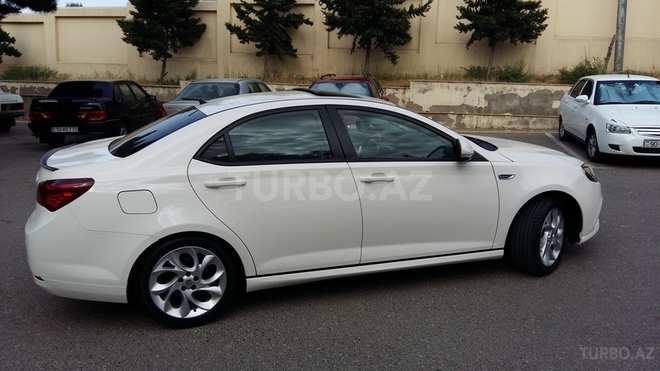 MG 6 2014, 55,557 km - 1.8 l - Bakı