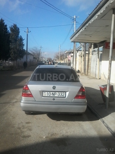 Mercedes C 200 1995, 300,000 km - 2.0 l - Bakı