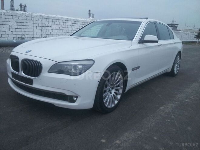 BMW 750 2010, 85,000 km - 4.4 l - Bakı