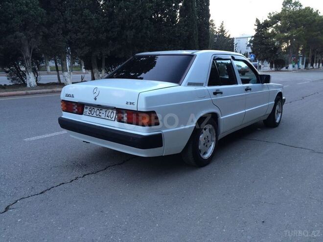Mercedes 190 1993, 250,000 km - 2.0 l - Sumqayıt
