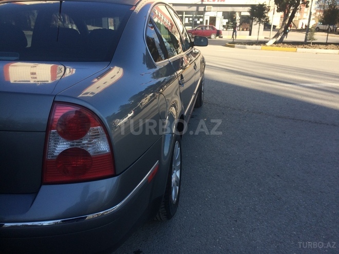 Volkswagen Passat 2002, 243,844 km - 1.8 l - Xırdalan