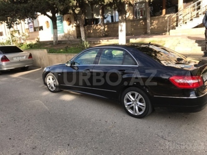 Mercedes E 250 2009, 187,000 km - 2.1 l - Bakı