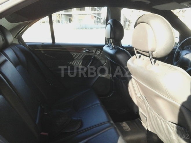 Mercedes C 200 2001, 215,000 km - 2.0 l - Bakı