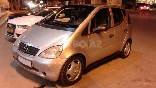 Mercedes A 140 2000, 282,000 km - 1.4 l - Bakı