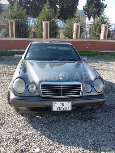 Mercedes E 200 1998, 230,000 km - 2.0 l - Gəncə