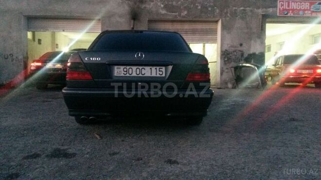 Mercedes C 180 2000, 180,000 km - 1.8 л - Bakı