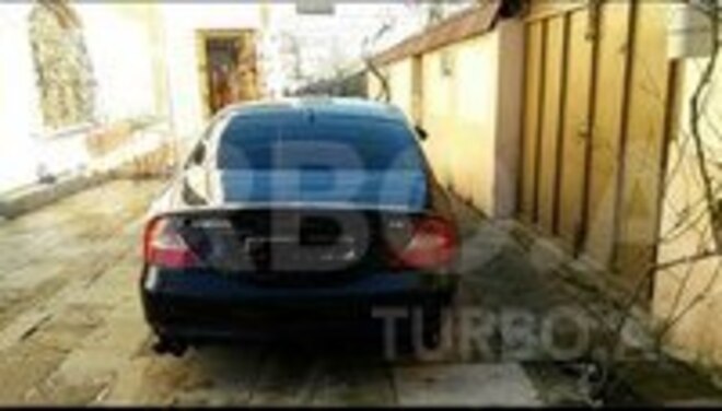 Mercedes CLS 55 AMG 2007, 82,000 km - 5.5 l - Qusar