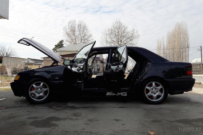 Mercedes C 240 1998, 207,000 km - 2.4 l - Ağdaş