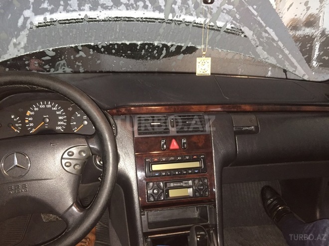 Mercedes E 290 1997, 500,000 km - 0.3 l - Şəki