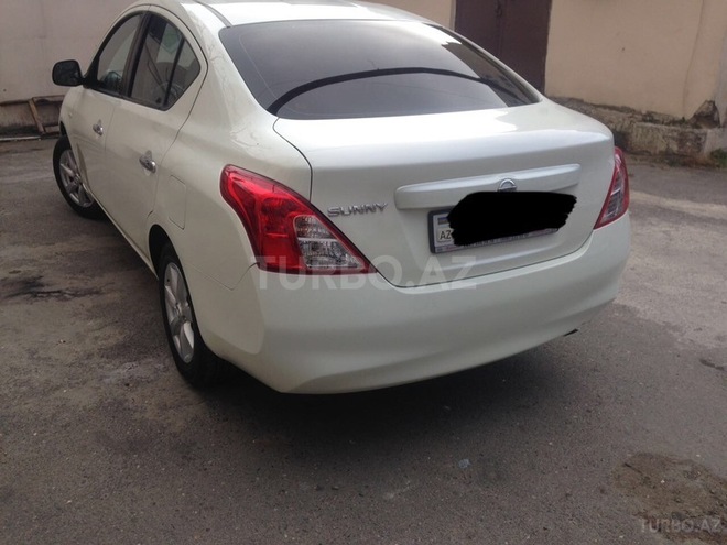 Nissan Sunny 2012, 86,000 km - 1.5 л - Bakı