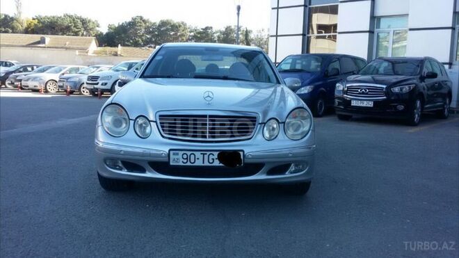Mercedes E 270 2002, 259,763 km - 2.7 l - Bakı