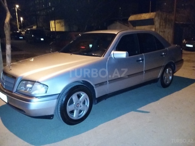 Mercedes C 200 1997, 232,000 km - 2.0 l - Sumqayıt