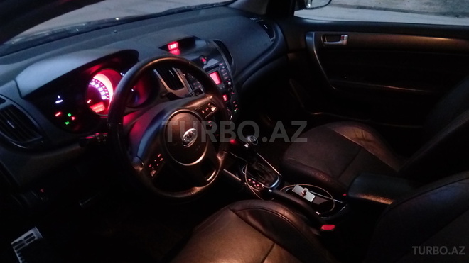 Kia Cerato 2011, 92,000 km - 2.0 л - Bakı