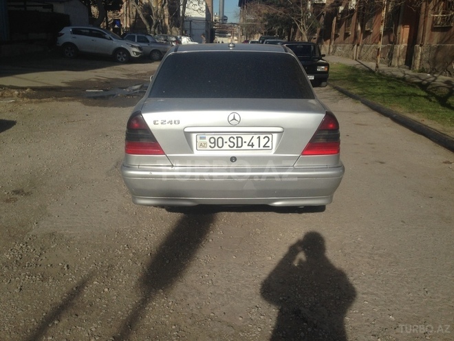 Mercedes C 240 1998, 324,000 km - 2.4 l - Bakı