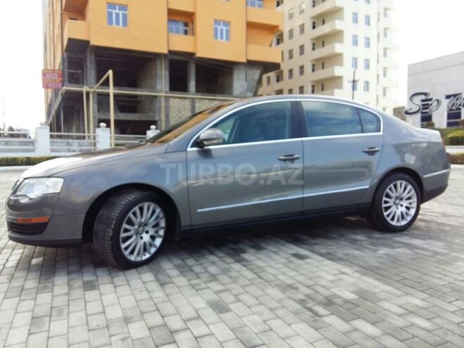 Volkswagen Passat 2005, 272,000 km - 2.0 l - Bakı