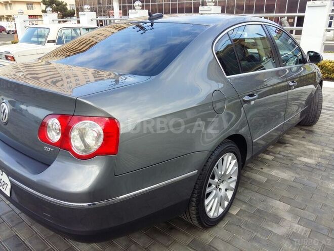Volkswagen Passat 2005, 272,000 km - 2.0 l - Bakı