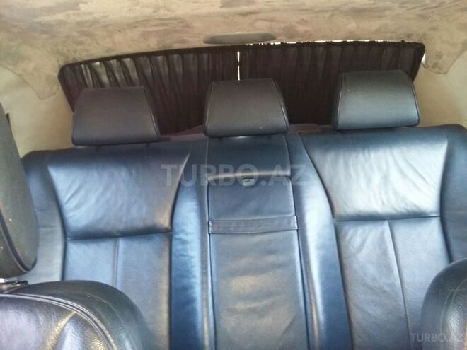 Mercedes E 240 1999, 252,588 km - 2.4 л - Xaçmaz
