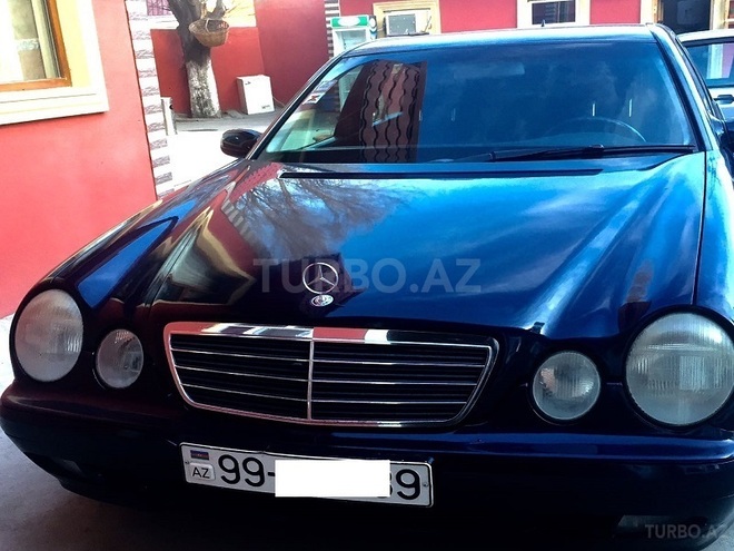 Mercedes E 270 2001, 209,893 km - 2.7 l - Sumqayıt