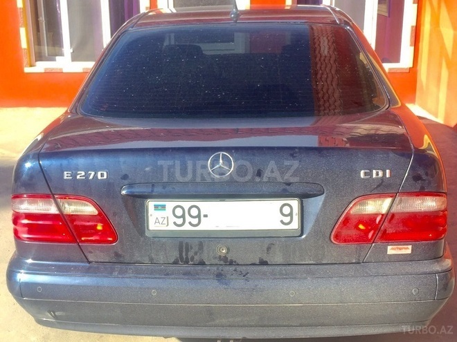 Mercedes E 270 2001, 209,893 km - 2.7 l - Sumqayıt
