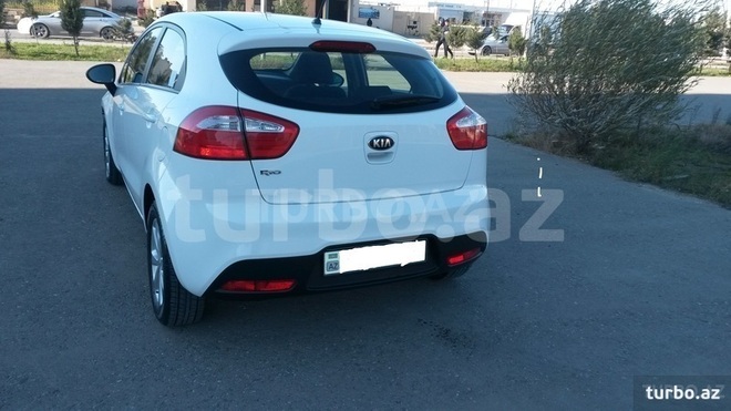 Kia Rio 2013, 32,400 km - 1.4 l - Bakı
