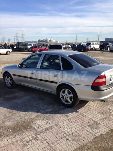 Opel Vectra 1998, 345,000 km - 1.8 л - Sumqayıt