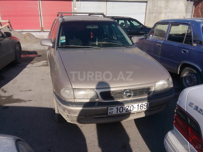 Opel Astra 1997, 330,000 km - 1.6 l - Bakı