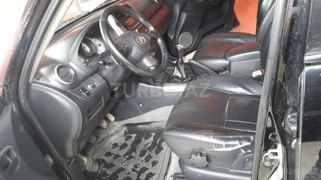 Toyota RAV4 2004, 240,868 km - 2.0 л - Bakı