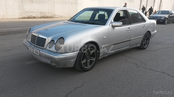 Mercedes E 290 1996, 176,500 km - 2.9 l - Bakı