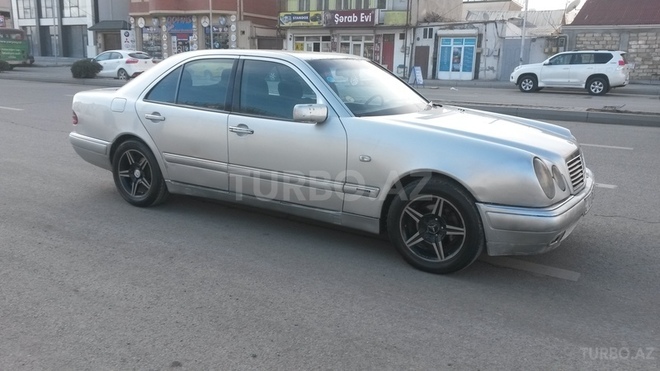 Mercedes E 290 1996, 176,500 km - 2.9 l - Bakı