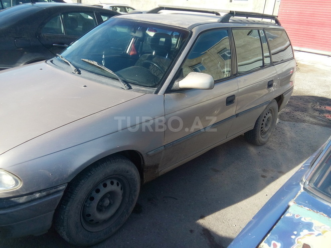 Opel Astra 1997, 329,580 km - 1.6 l - Bakı