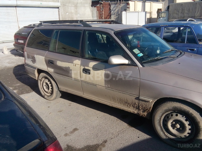 Opel Astra 1997, 329,580 km - 1.6 l - Bakı