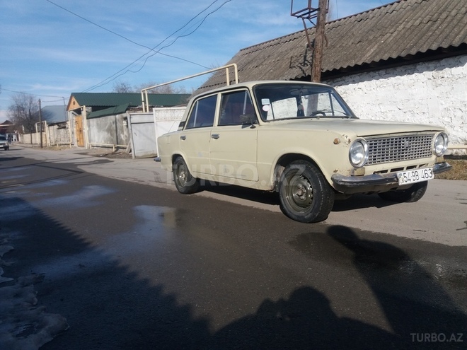 LADA (VAZ) 21011 1985, 720,000 km - 1.3 l - İsmayıllı