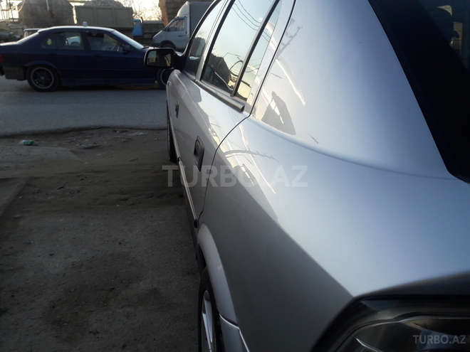 Opel Astra 1998, 200,000 km - 1.6 l - Sumqayıt