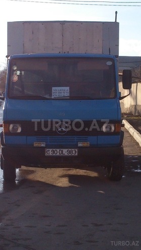 Mercedes 609 D 1993, 260,000 km - 4.0 l - Quba