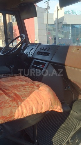 Mercedes 609 D 1993, 260,000 km - 4.0 l - Quba