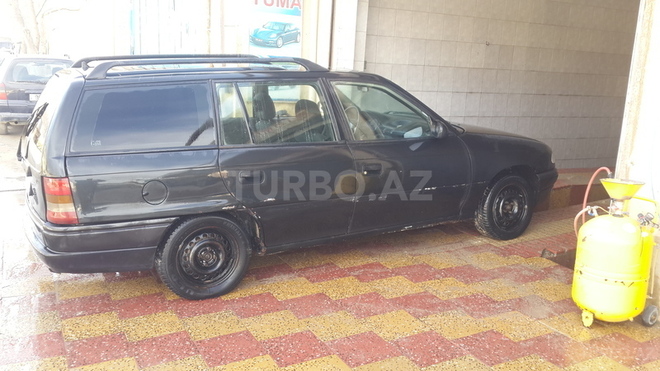 Opel Astra 1997, 313,000 km - 1.6 l - Bakı