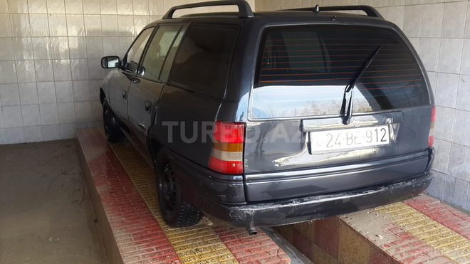 Opel Astra 1997, 313,000 km - 1.6 l - Bakı