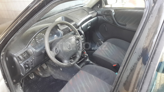 Opel Astra 1997, 313,000 km - 1.6 l - Bakı