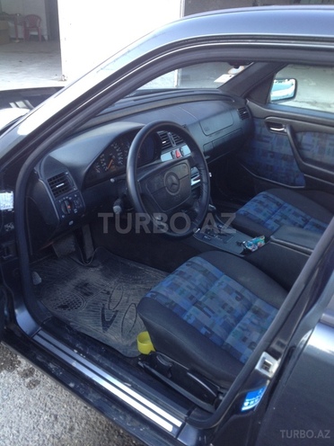 Mercedes C 230 1996, 420,000 km - 2.3 l - Bakı