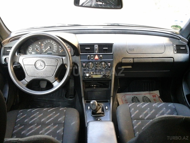 Mercedes C 180 1999, 250,000 km - 1.8 l - Bakı