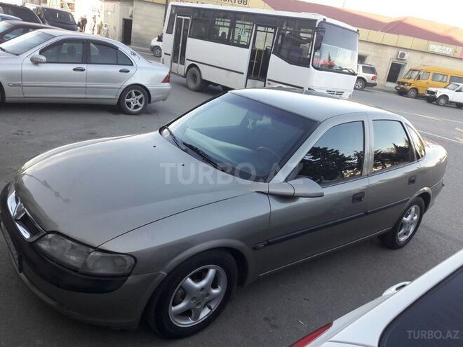 Opel Vectra 1987, 222,222 km - 1.8 l - Bakı
