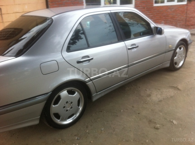 Mercedes C 180 1999, 230,000 km - 1.8 l - Gəncə
