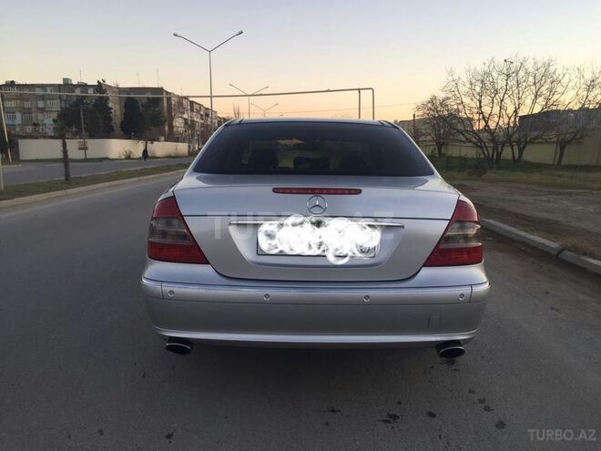 Mercedes E 320 2003, 198,000 km - 3.2 л - Sumqayıt