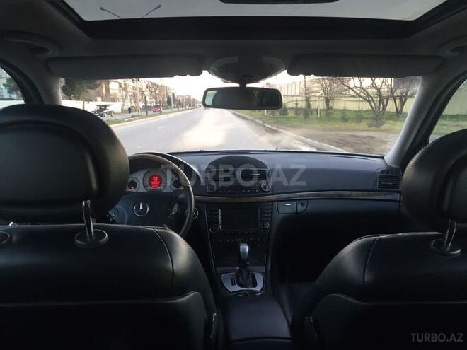 Mercedes E 320 2003, 198,000 km - 3.2 л - Sumqayıt